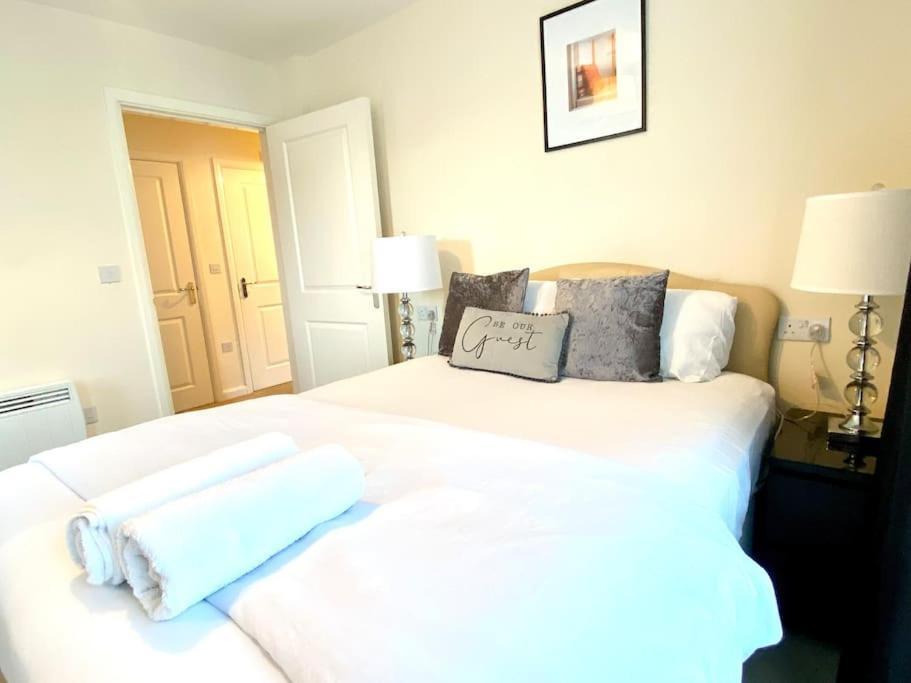Apartment Amazing 2-bed Centre With Parking
